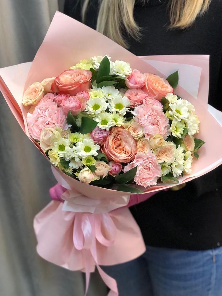 Букет цветов из: Гвоздики, Розы и Хризантемы в Белой Холунице