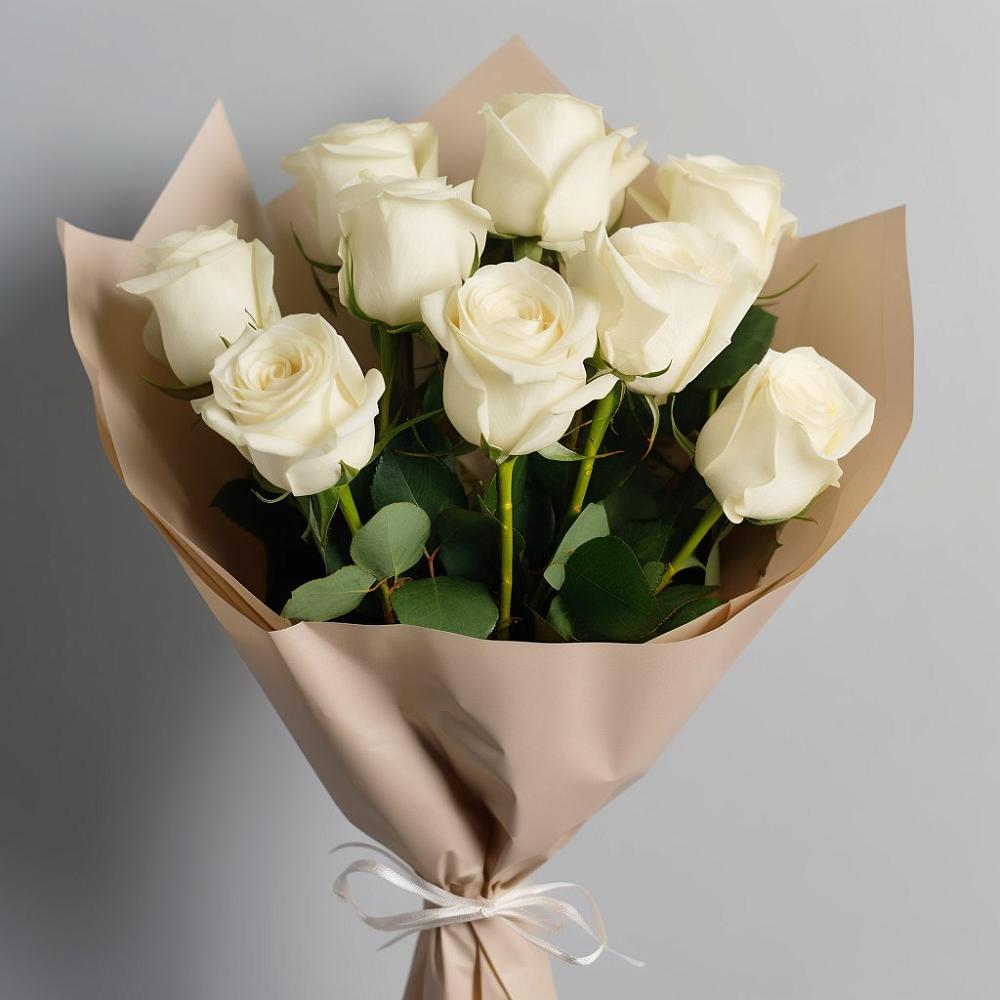 Букет 9 Белых роз Эдлесс Лав в Белой Холунице