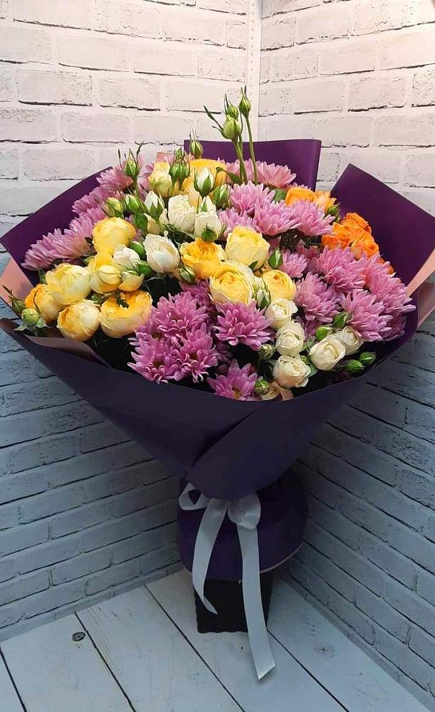 Букет цветов из: Хризантемы и Розы в Белой Холунице
