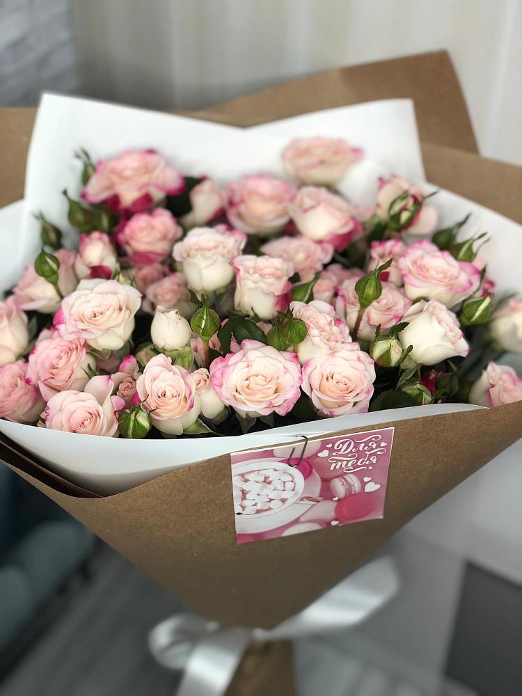 Букет цветов из: Розы в Белой Холунице