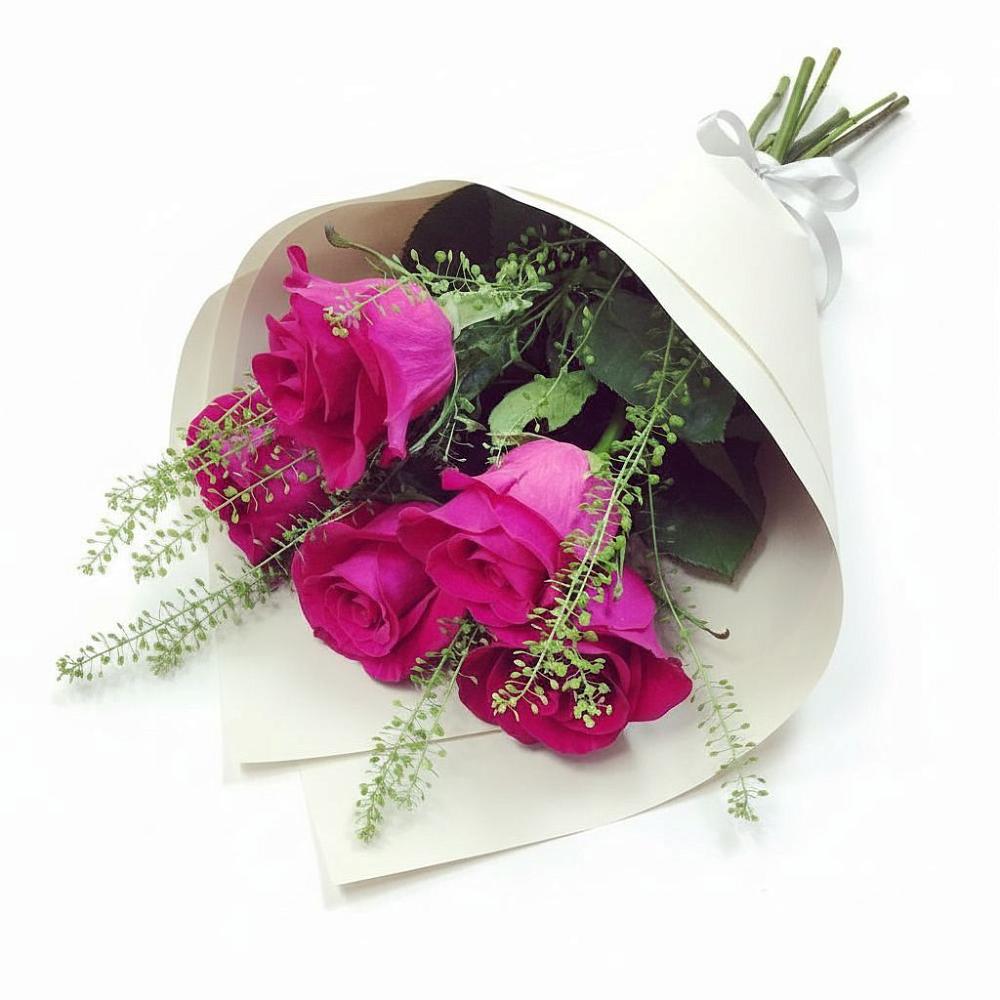 Букет цветов из: Розы в Белой Холунице