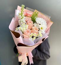 Букет цветов из:  Хризантемы и Розы в Белой Холунице