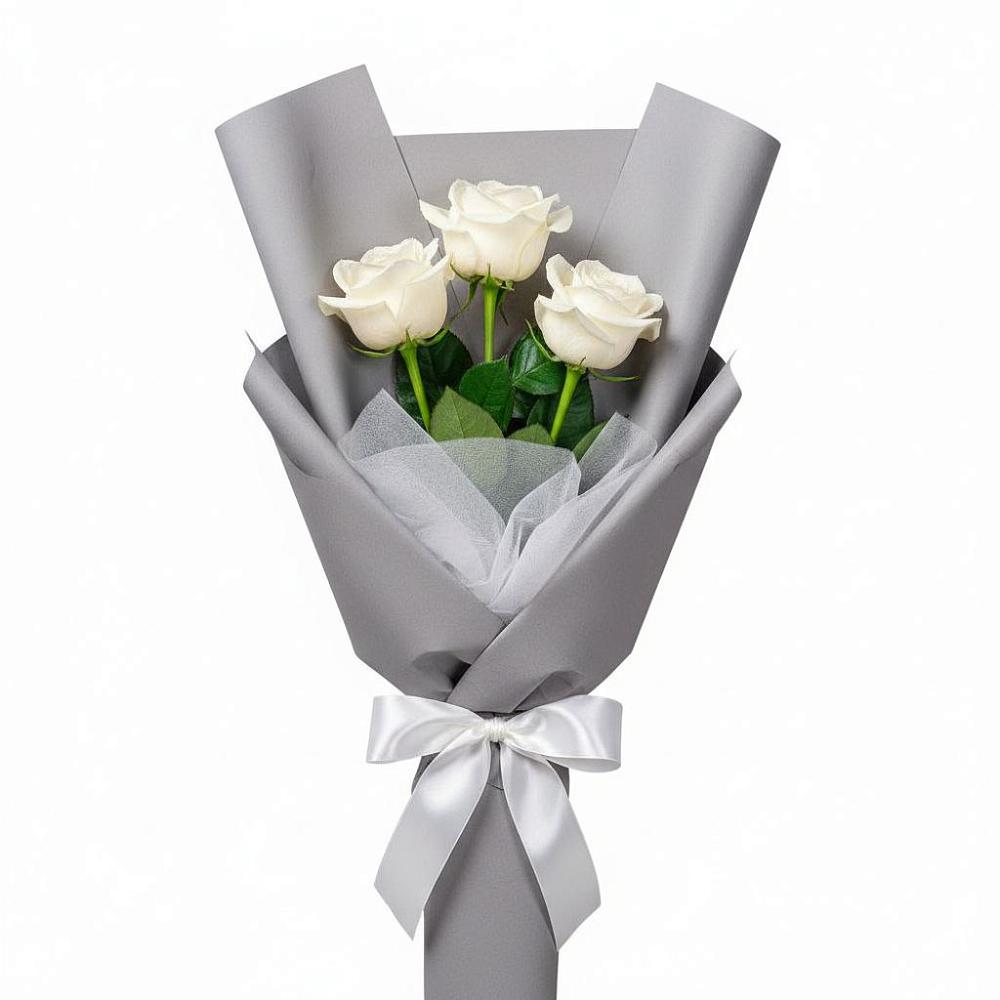 Букет 3 белые розы в Белой Холунице
