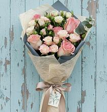 Букет цветов из:  Розы в Белой Холунице