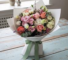 Букет цветов из:  Розы, Лизиантусы и Гвоздики в Белой Холунице