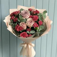 Букет цветов из:  Гвоздики и Розы в Белой Холунице